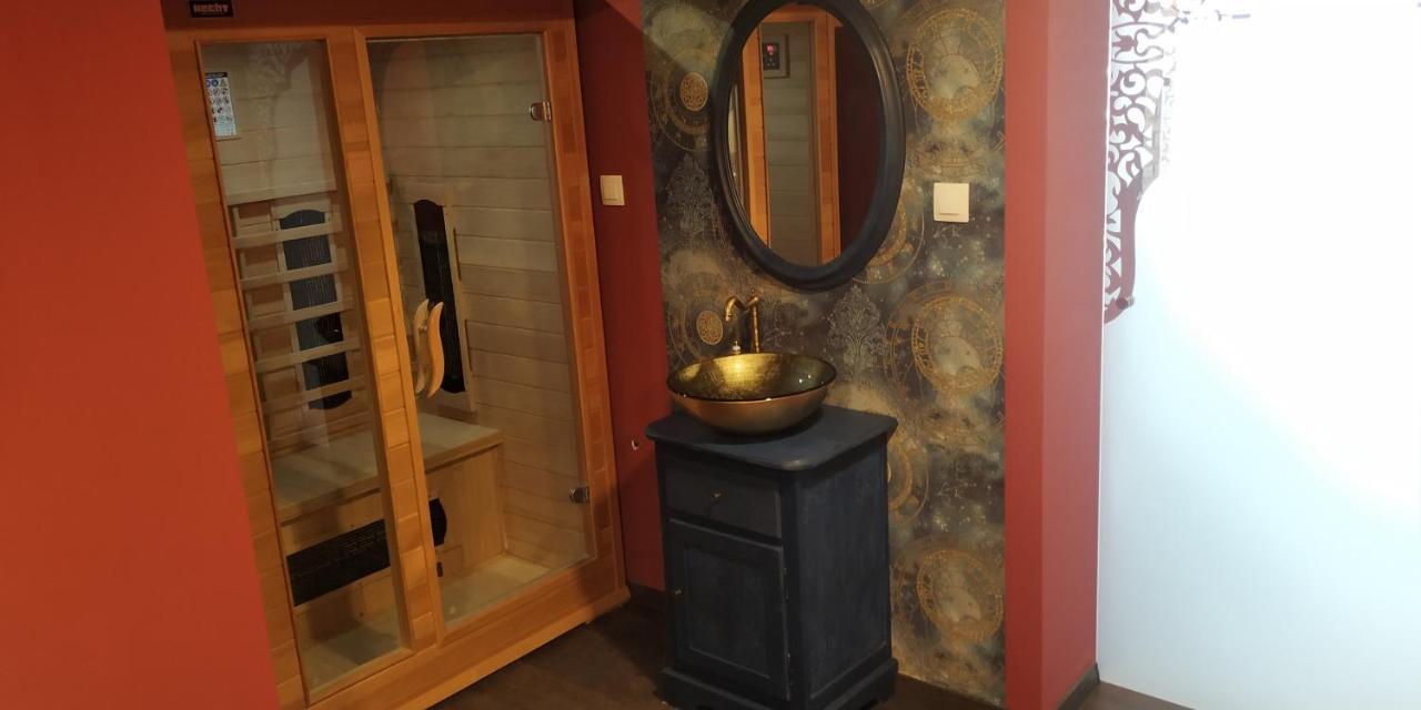 Guest House Romantika Panzio ギュラ エクステリア 写真